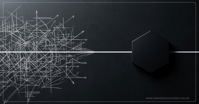 Superficie oscura dividida por una línea recta: a un lado aparecen múltiples trazos desordenados y al otro un espacio limpio con una figura geométrica cerrada.