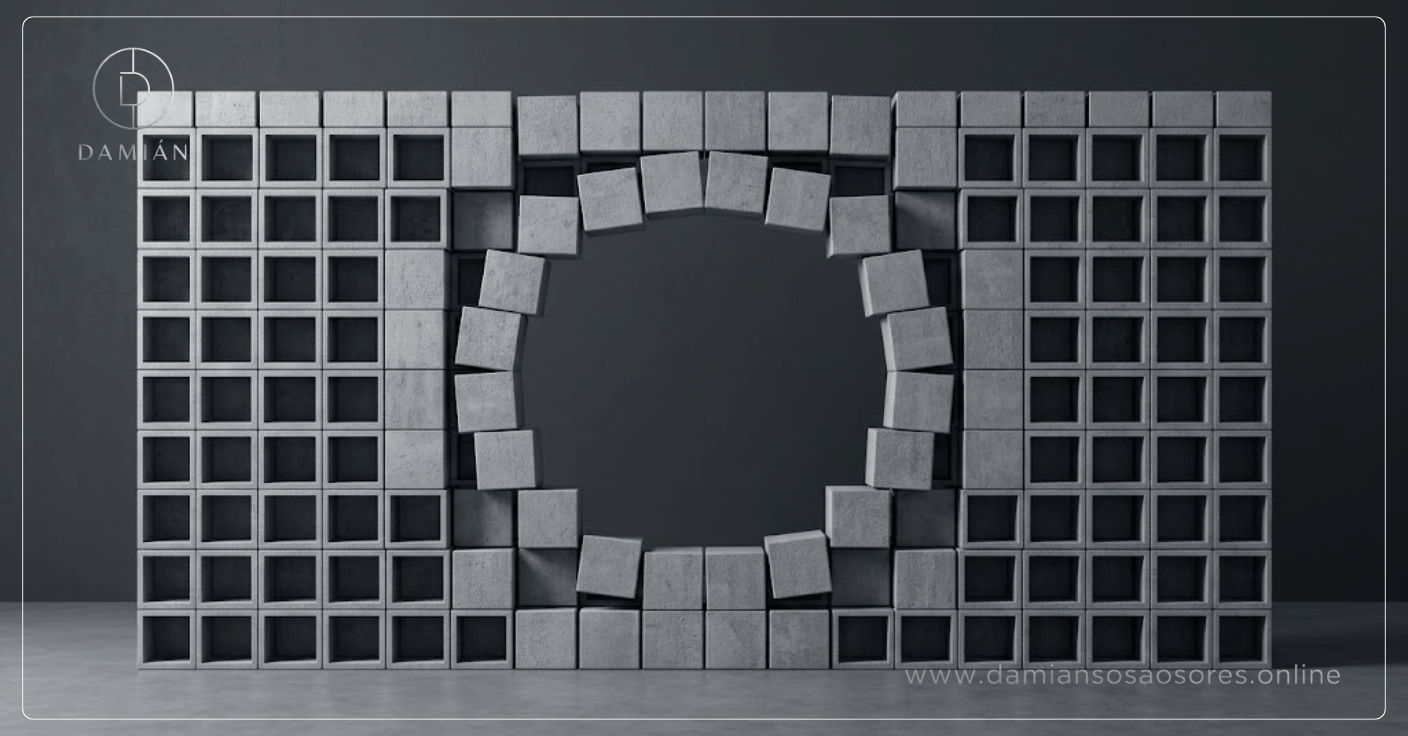 Estructura modular ordenada adaptada alrededor de un vacío central, mostrando un sistema que funciona sin completar su diseño original.